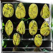 Pietra preziosa opale verde di