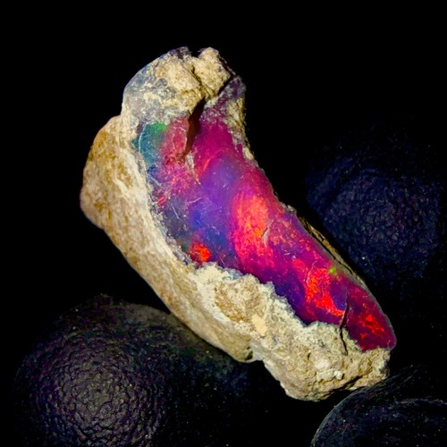 Pietra opale naturale black - opale,